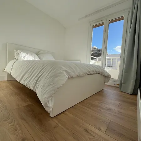 T2 Standing , Vue Garonne, 2 Balcons, Parking Prive
